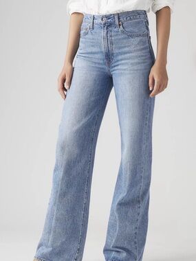 Levi's Light Ribcage Wide Leg Jeans